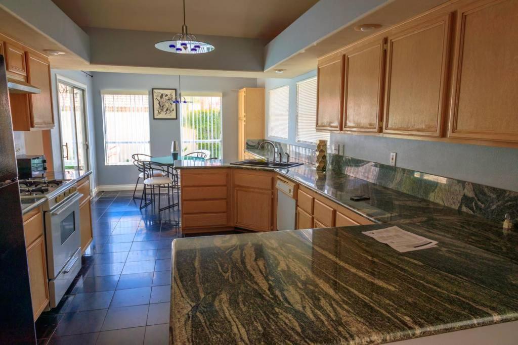 Luxury 1900 Sq Ft House Huge 46 Ft Pool & Hot Spa Las Vegas Esterno foto